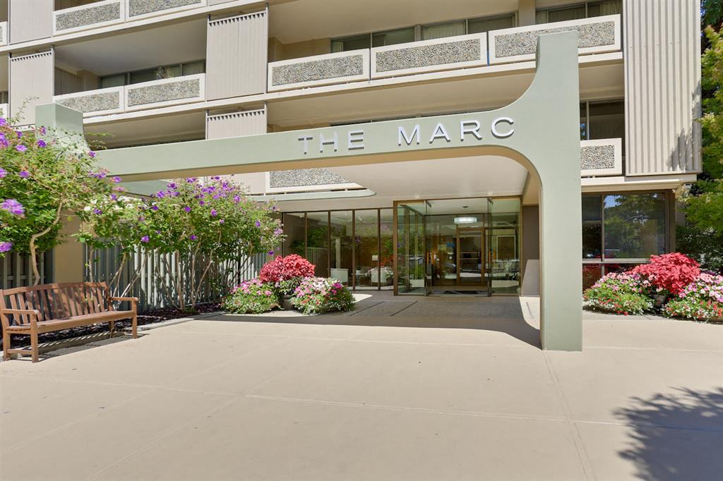 501 Forest Ave Palo Alto, CA 94301 photo 2